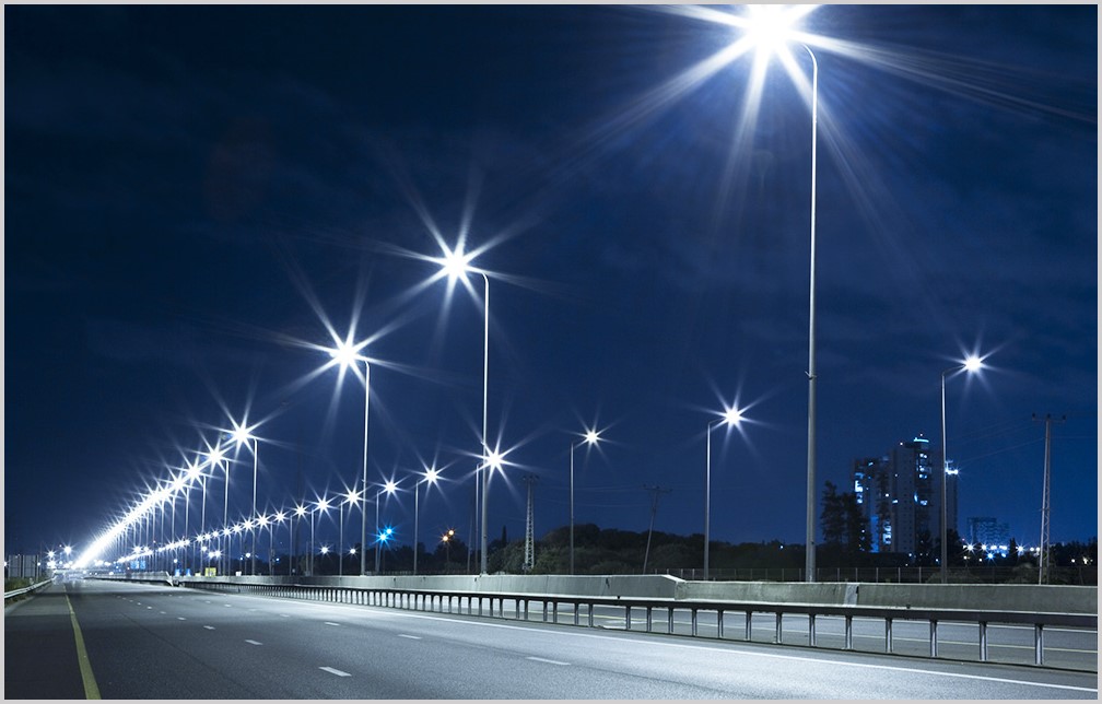 Smart LED Lighting Retrofit for Abu Dhabi Island Streets in Partnership with the Private Sector